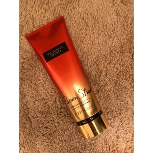 NEW: Victoria’s Secret Passion Struck Lotion✨